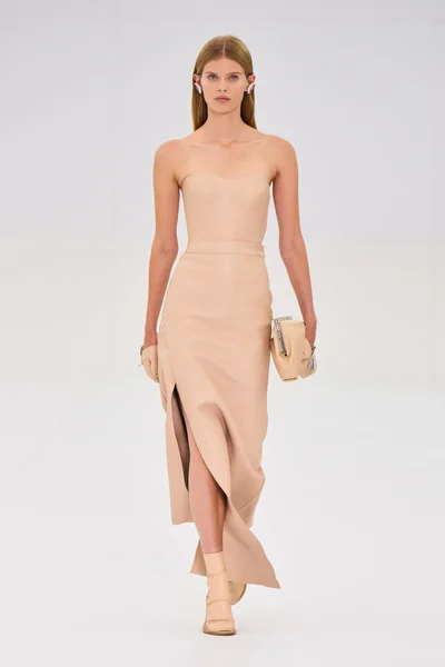 Look 7